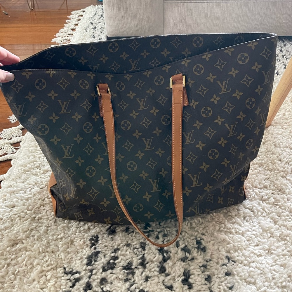 Authenic Louis Vuitton Tote